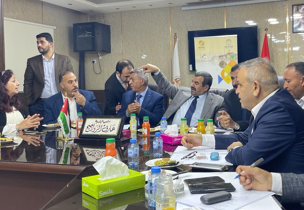 Madar Al-Saa Images 0.2784435809055794