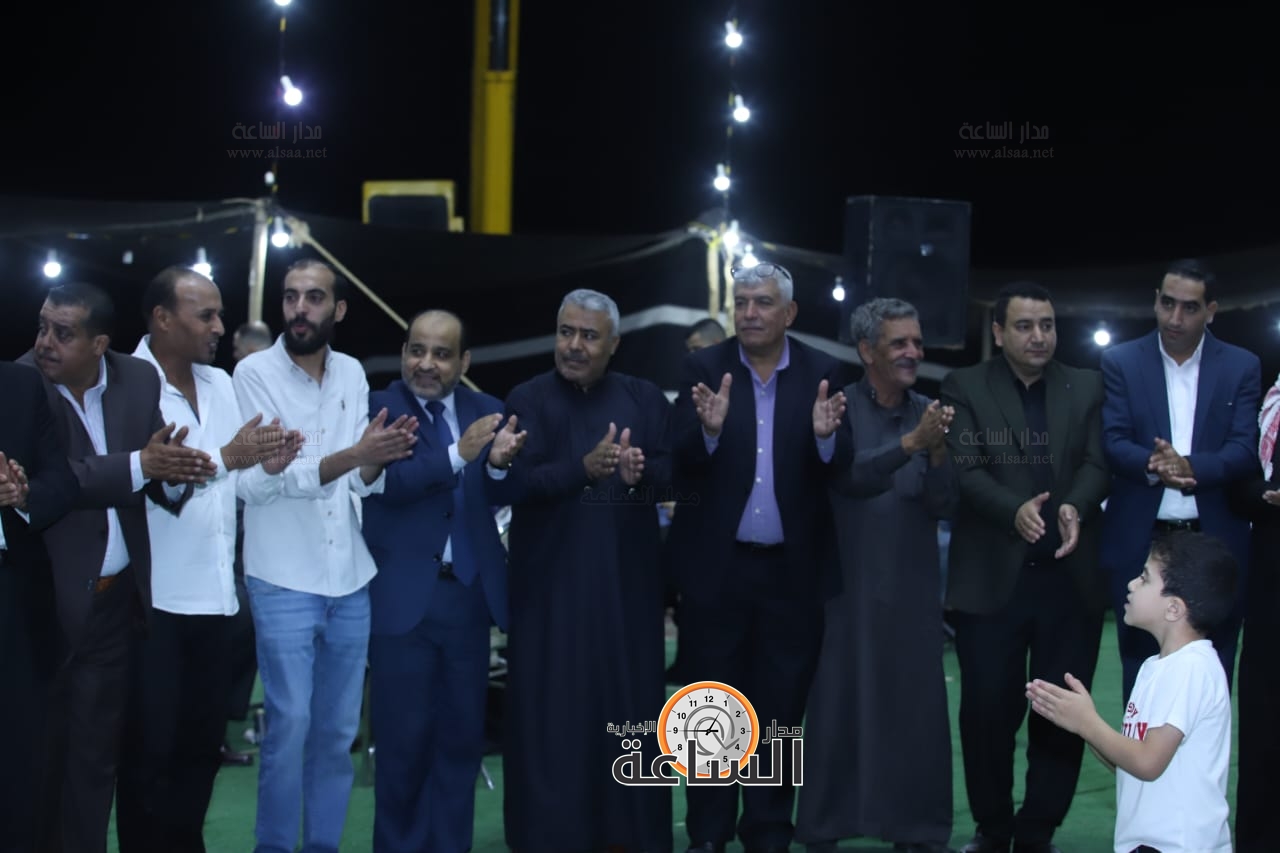 Madar Al-Saa Images 0.35607402745171224