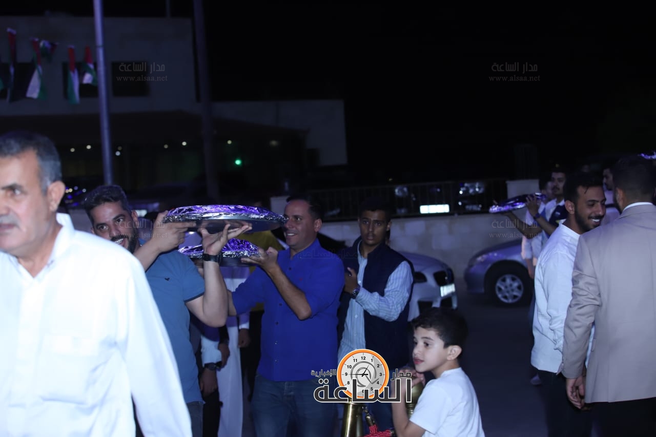 Madar Al-Saa Images 0.2566697604360719