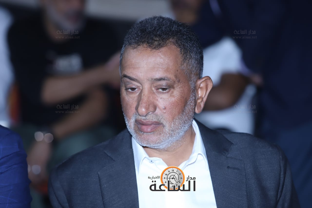 Madar Al-Saa Images 0.6145802158447824