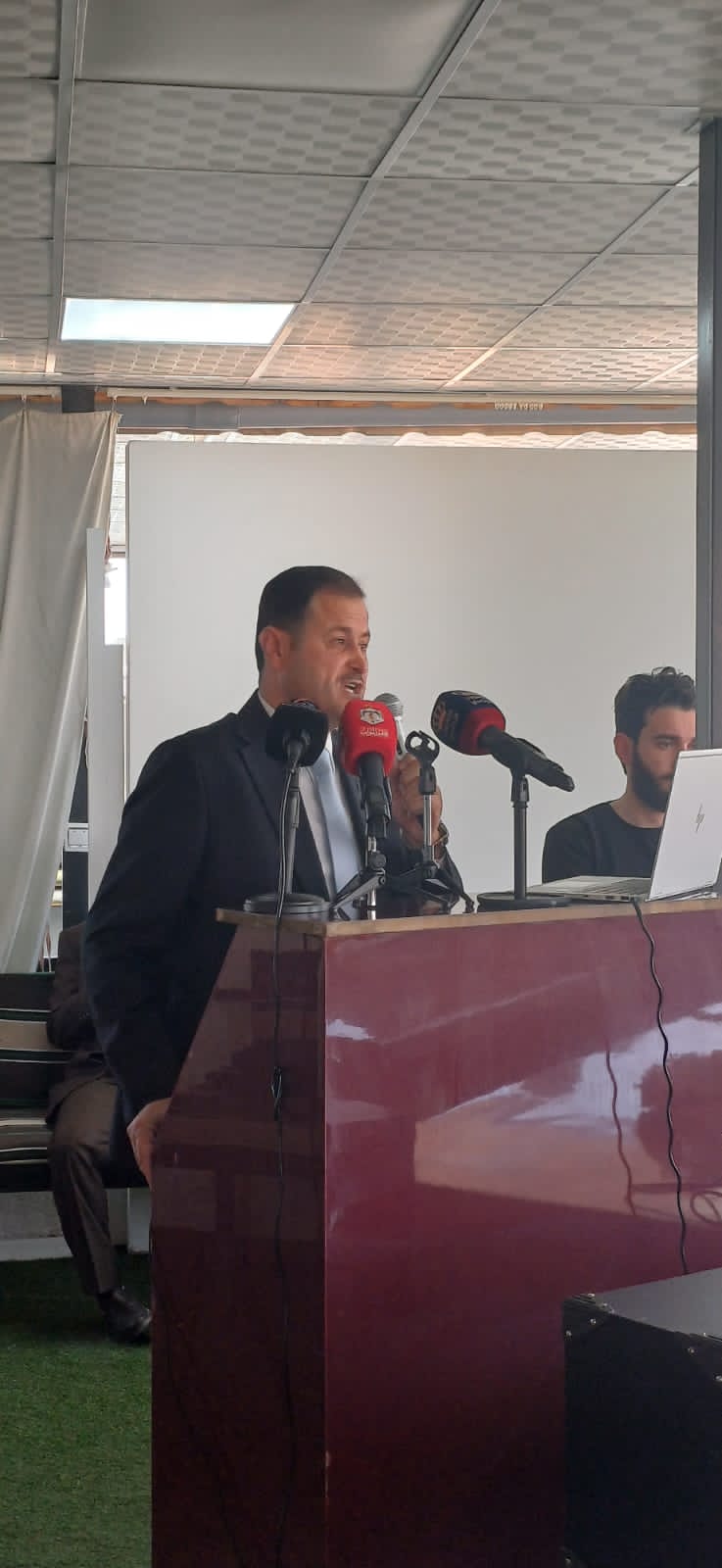 Madar Al-Saa Images 0.9196481574841422