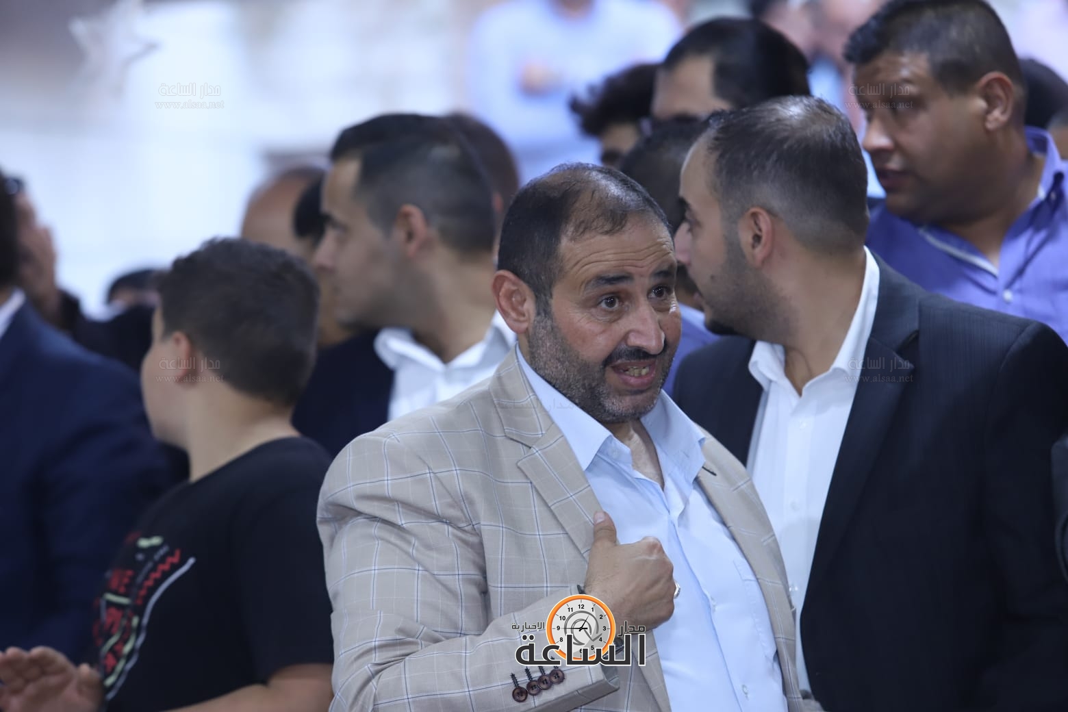 Madar Al-Saa Images 0.521742657756278