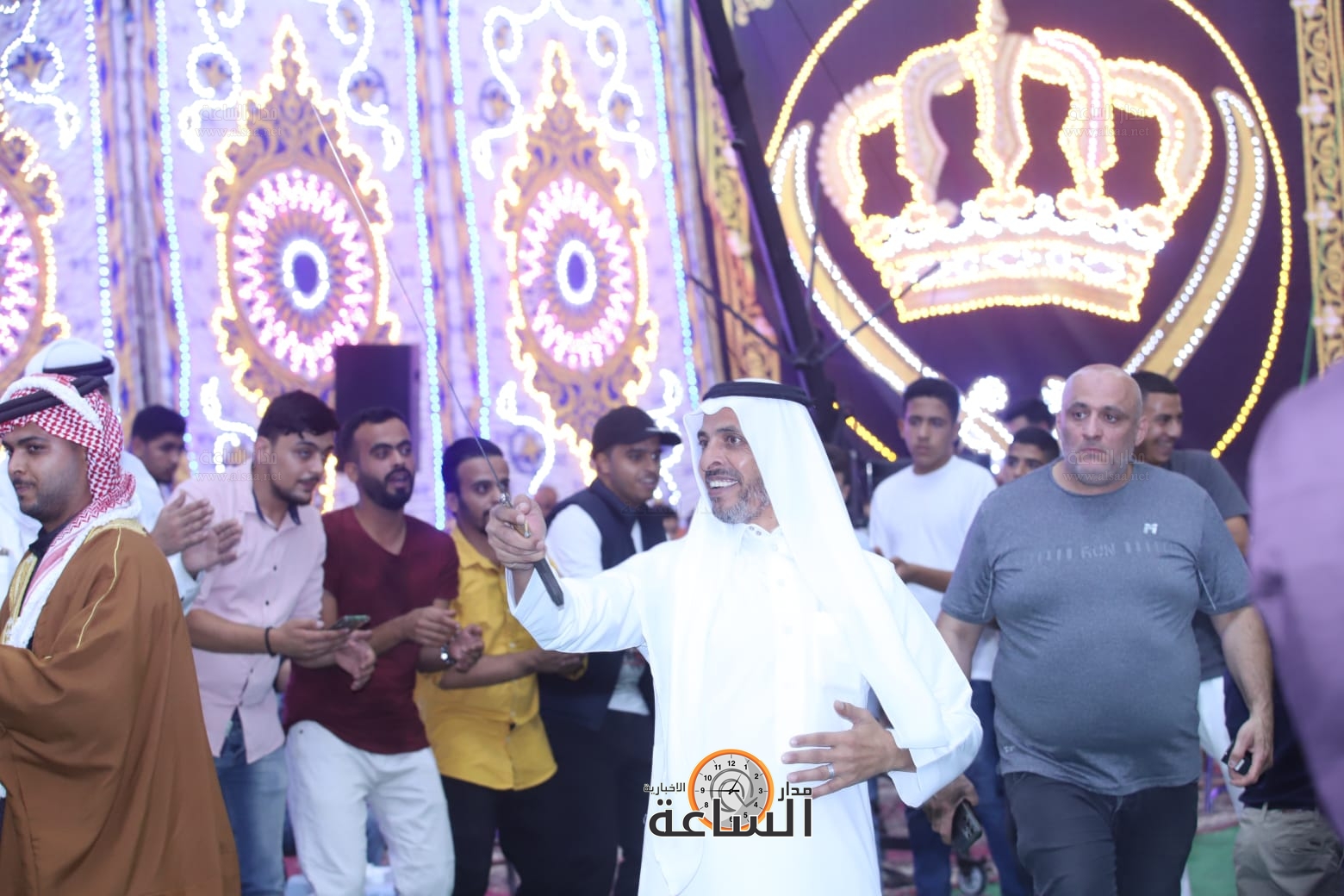 Madar Al-Saa Images 0.6708495295118868