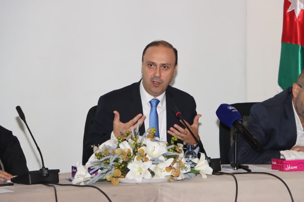 Madar Al-Saa Images 0.4527545184335152