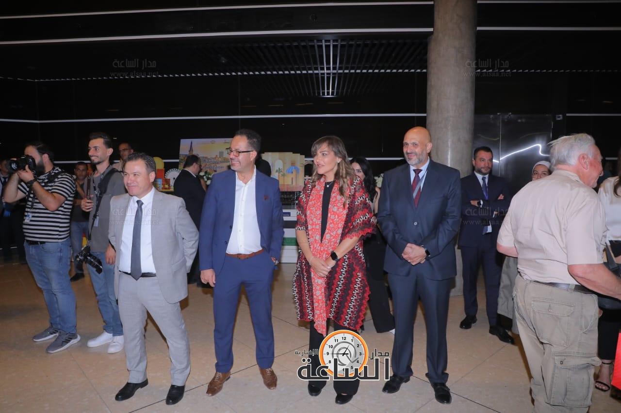 Madar Al-Saa Images 0.03171648784219372