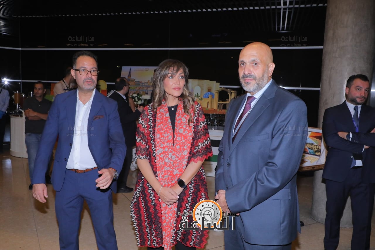 Madar Al-Saa Images 0.7256128056965016