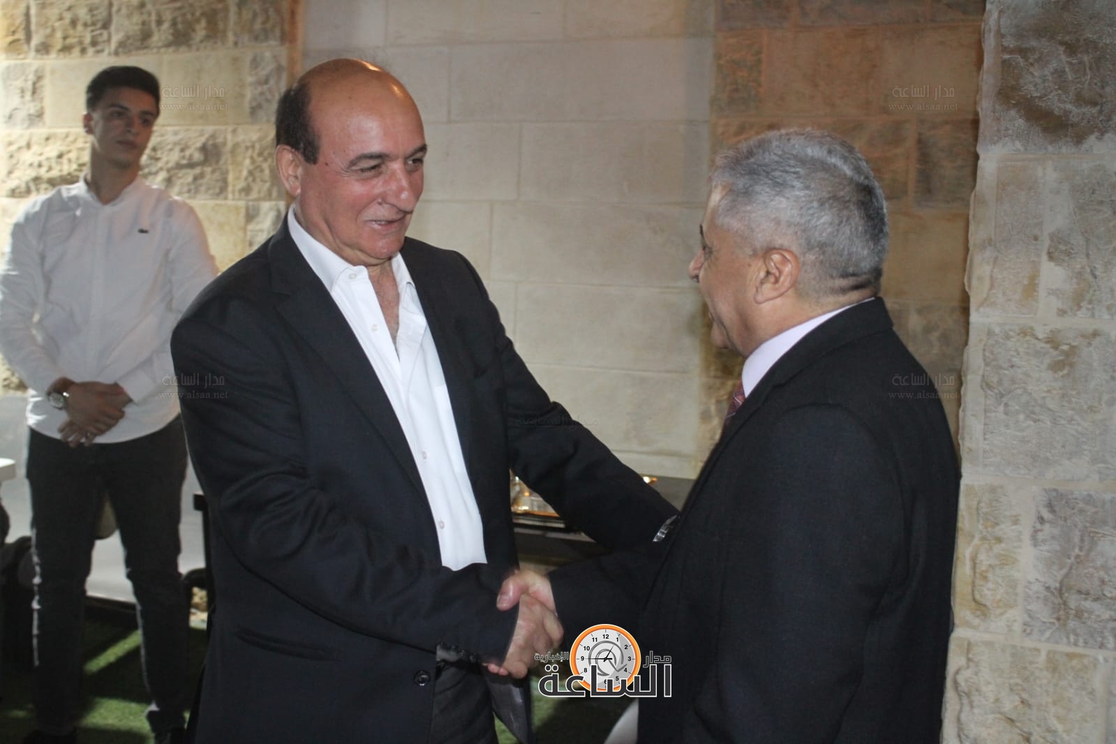 Madar Al-Saa Images 0.9910171385625376