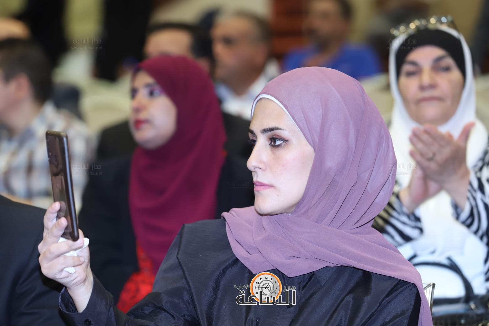 Madar Al-Saa Images 0.5608926923484698