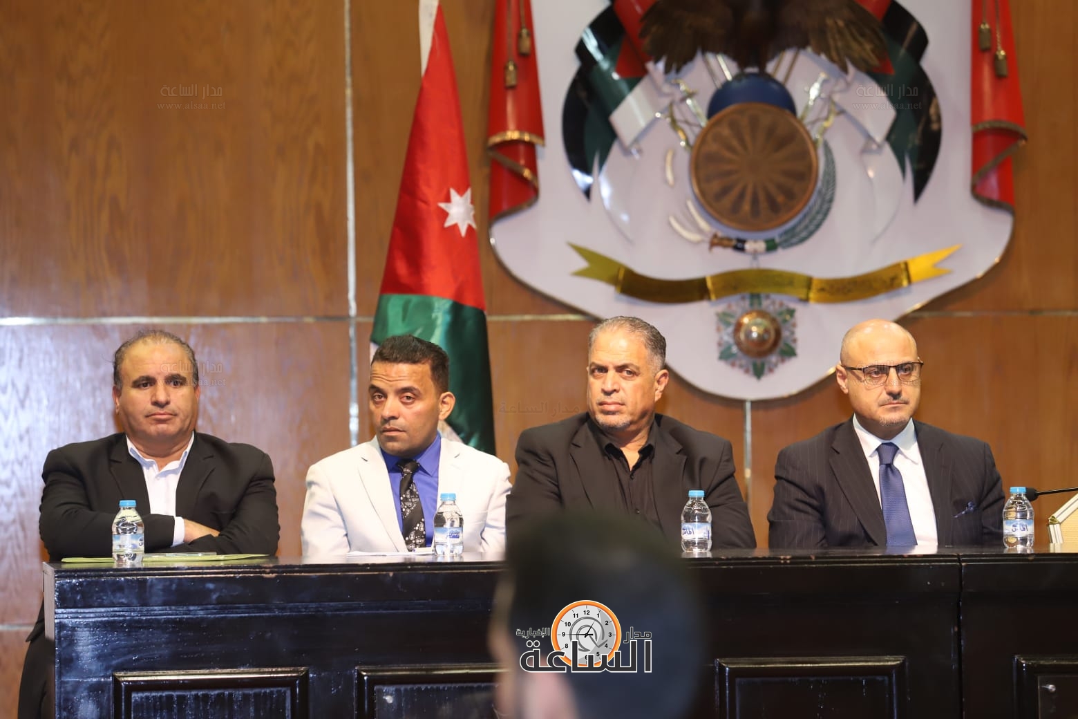 Madar Al-Saa Images 0.255559764341724