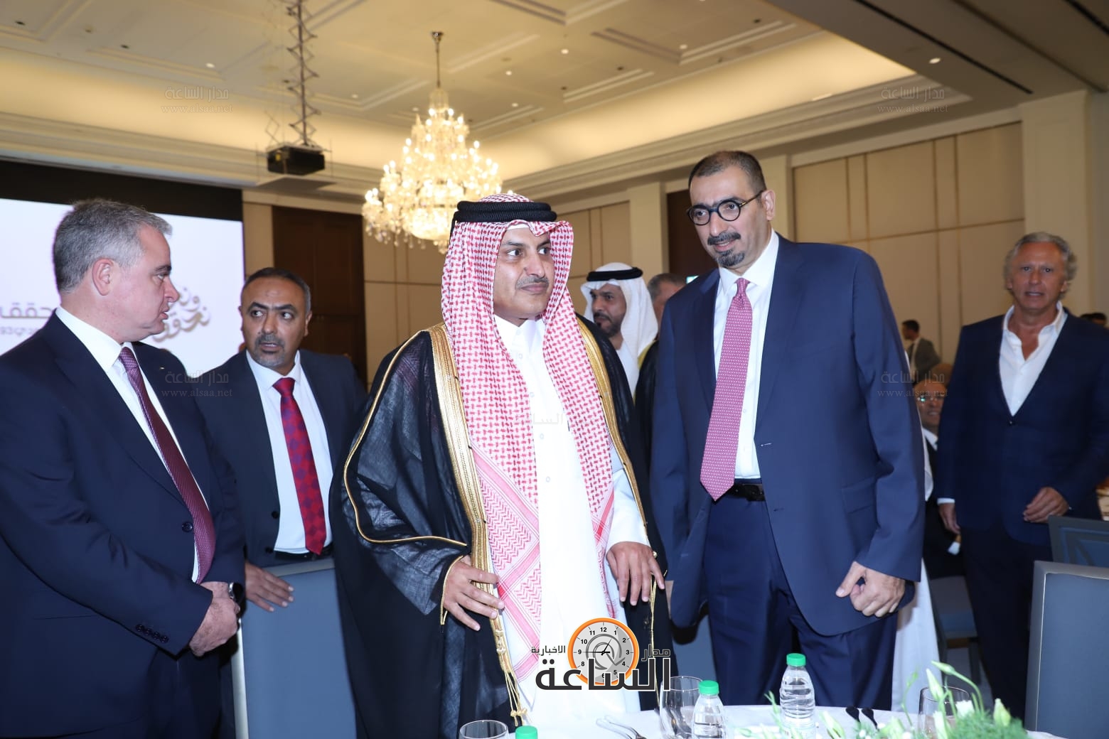 Madar Al-Saa Images 0.8828000871467909