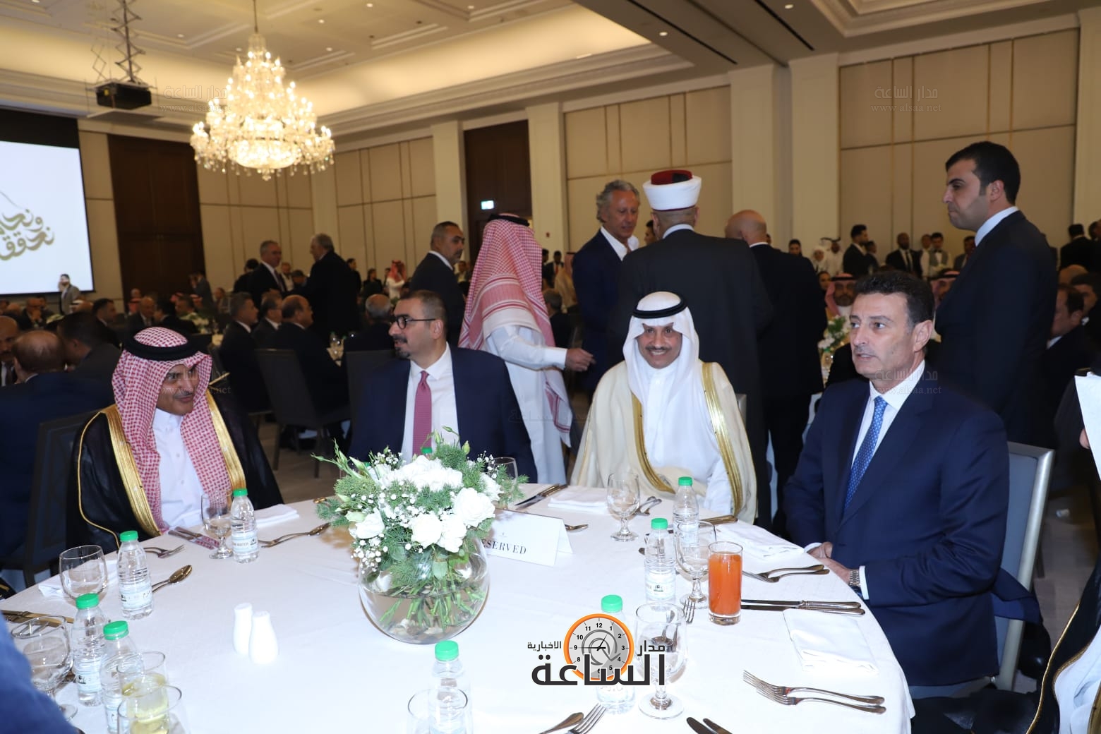 Madar Al-Saa Images 0.6000304989094007