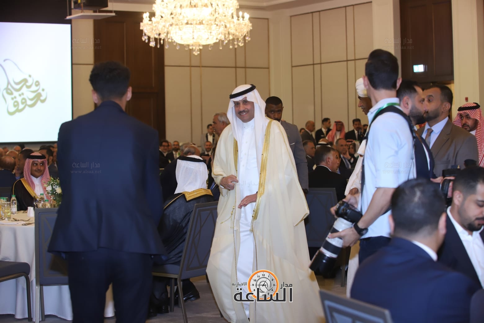 Madar Al-Saa Images 0.26630536572269037