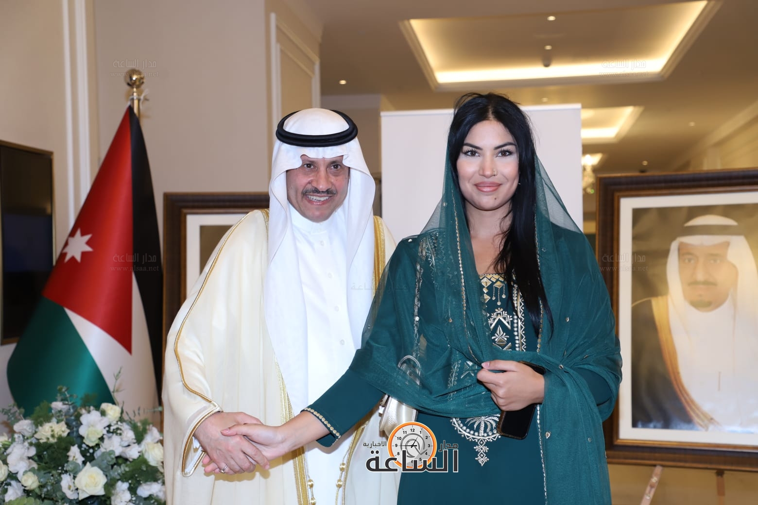 Madar Al-Saa Images 0.8004141554859874