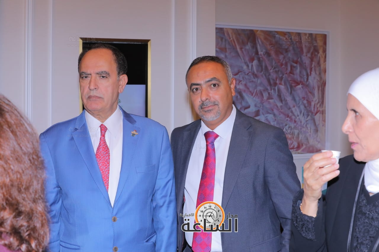 Madar Al-Saa Images 0.816833934336961