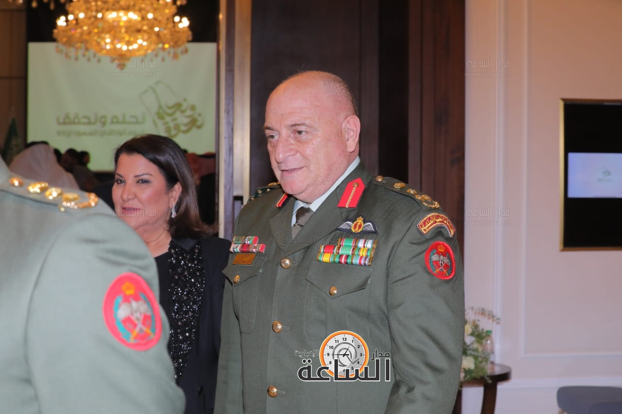 Madar Al-Saa Images 0.47109053165373194