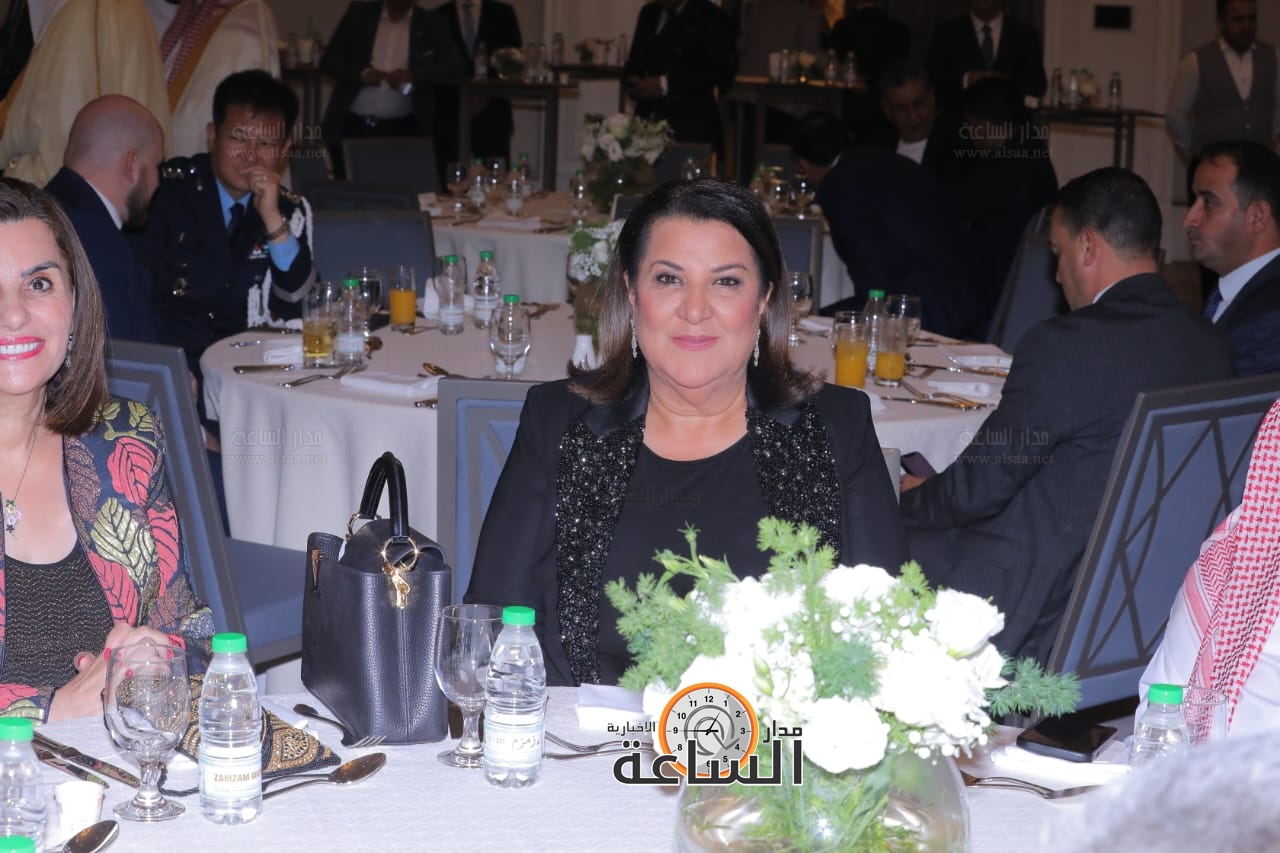 Madar Al-Saa Images 0.16355188899068618