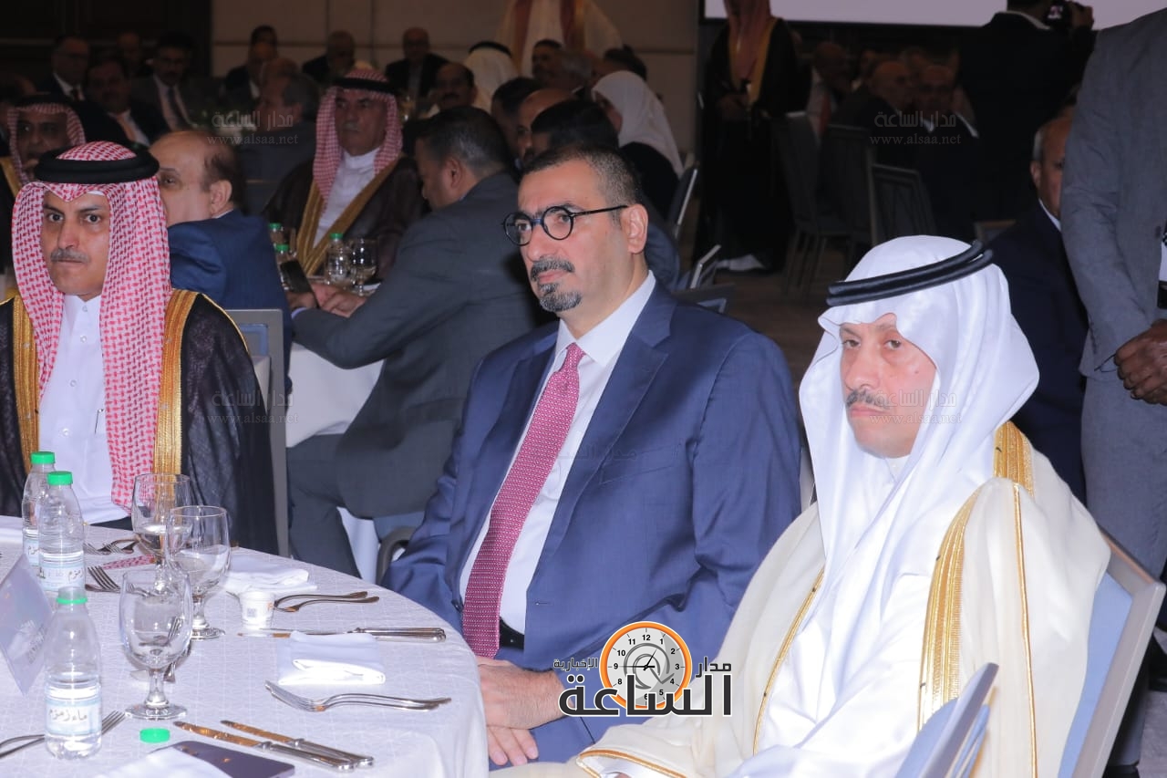 Madar Al-Saa Images 0.485298244368356