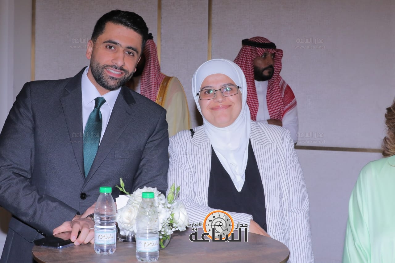 Madar Al-Saa Images 0.24372376228381265