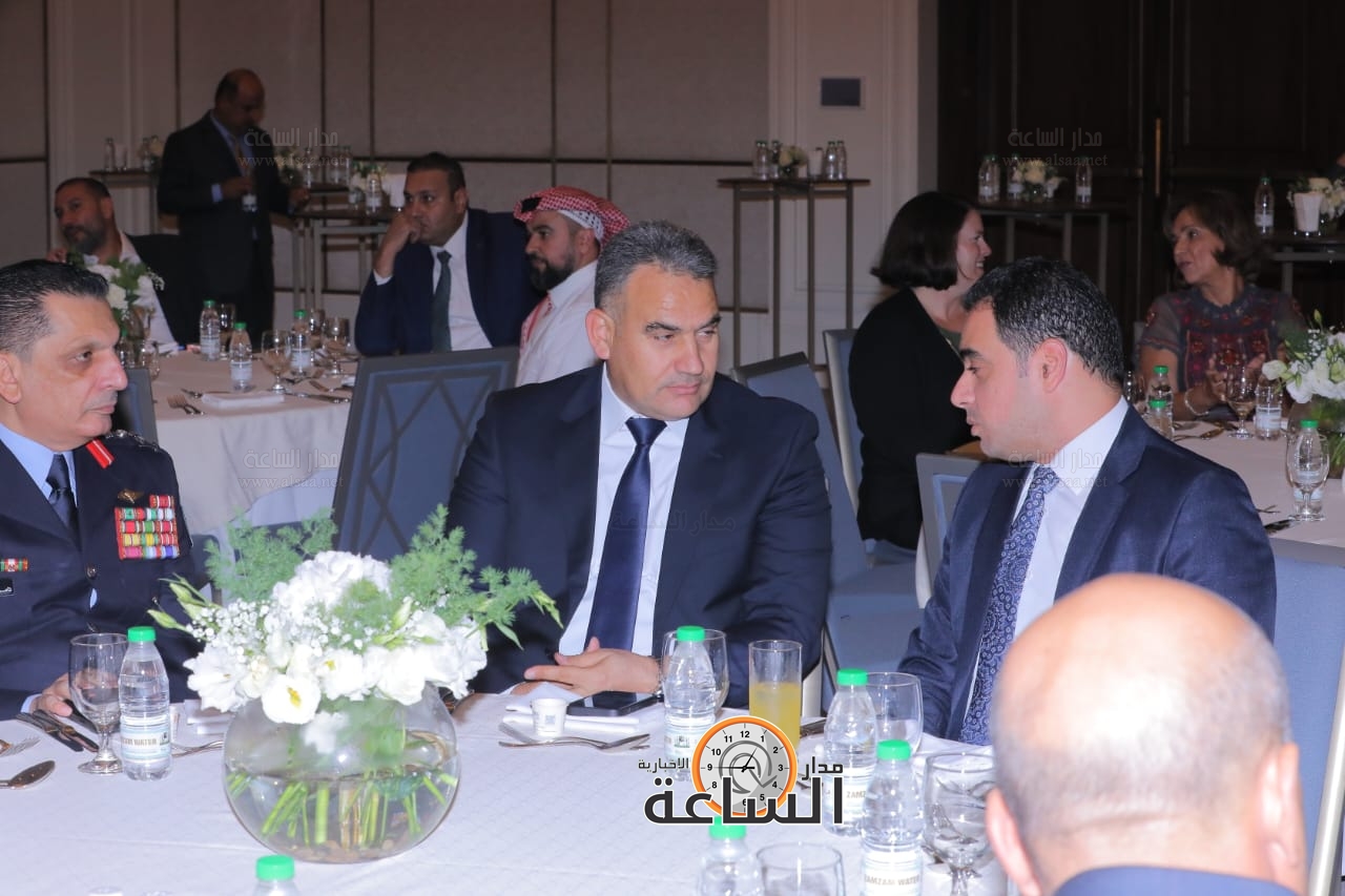 Madar Al-Saa Images 0.5748083252850971