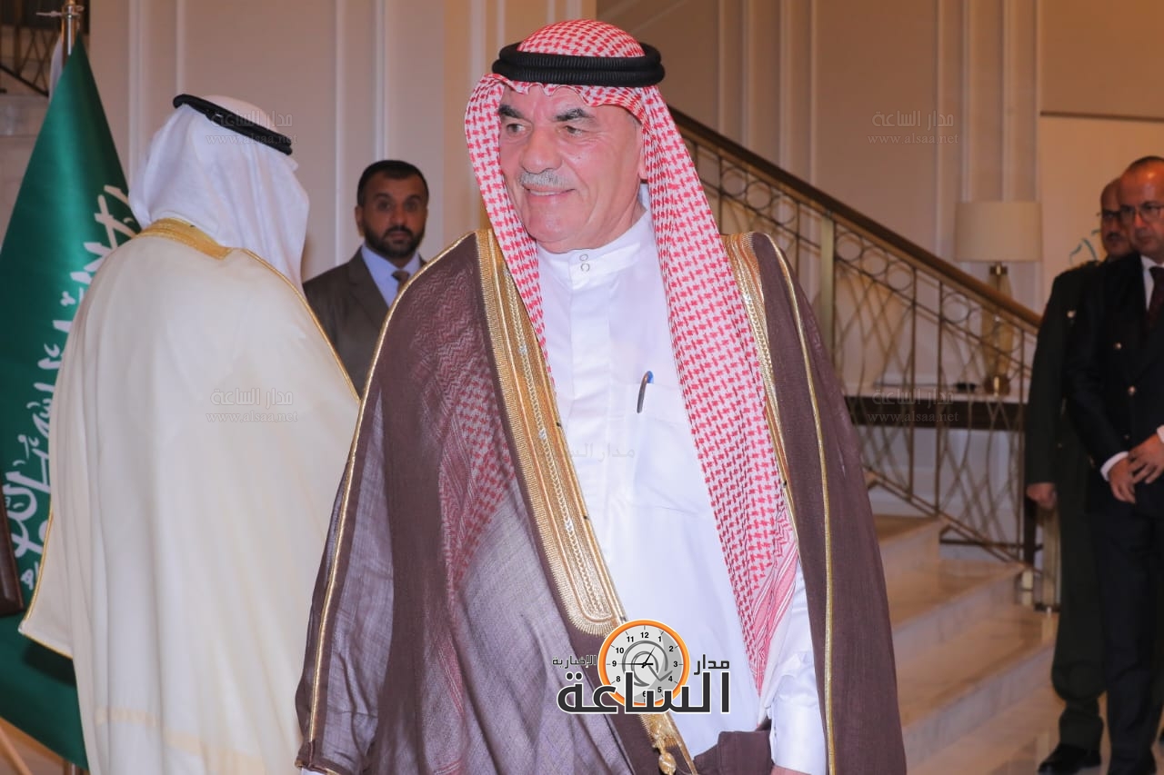 Madar Al-Saa Images 0.10114287427167779