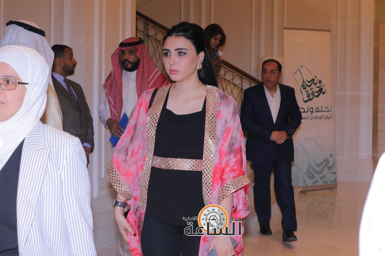 Madar Al-Saa Images 0.6783945642421028