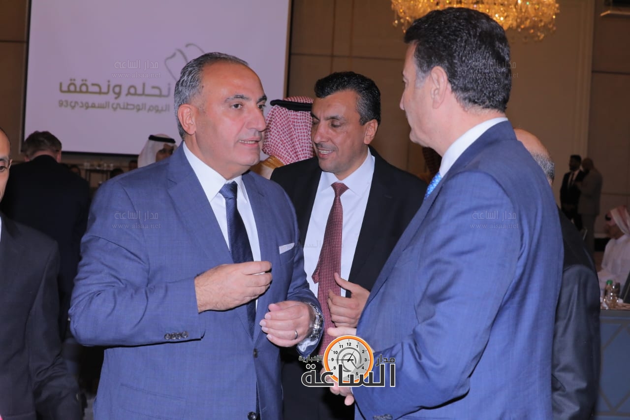 Madar Al-Saa Images 0.25000867798811566