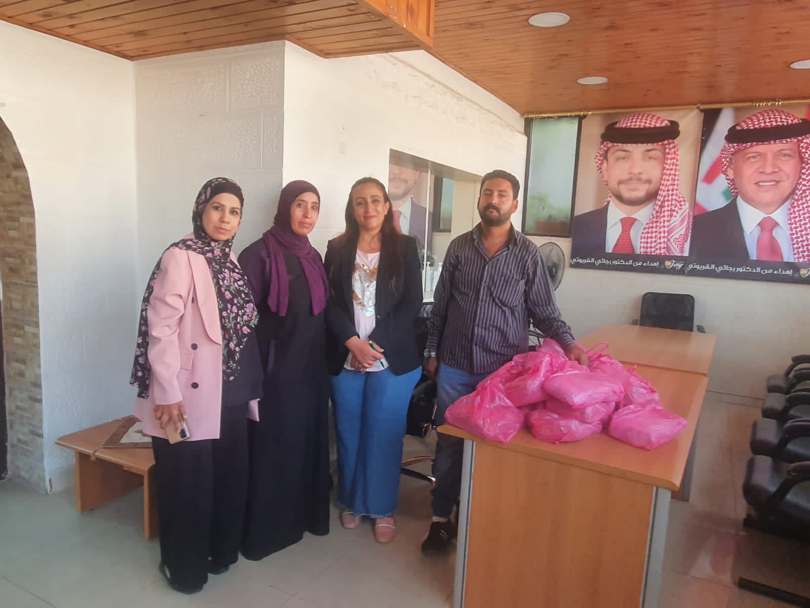 Madar Al-Saa Images 0.9376195558994778