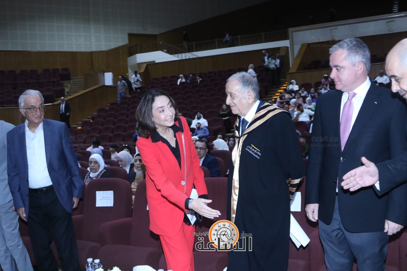 Madar Al-Saa Images 0.8888711652914283