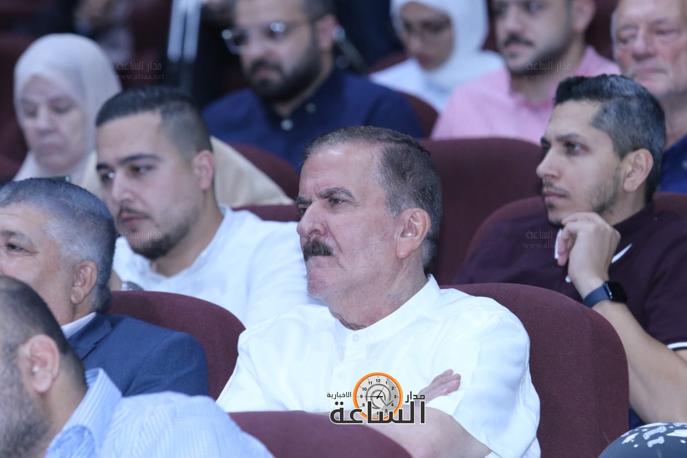 Madar Al-Saa Images 0.1453256611181577