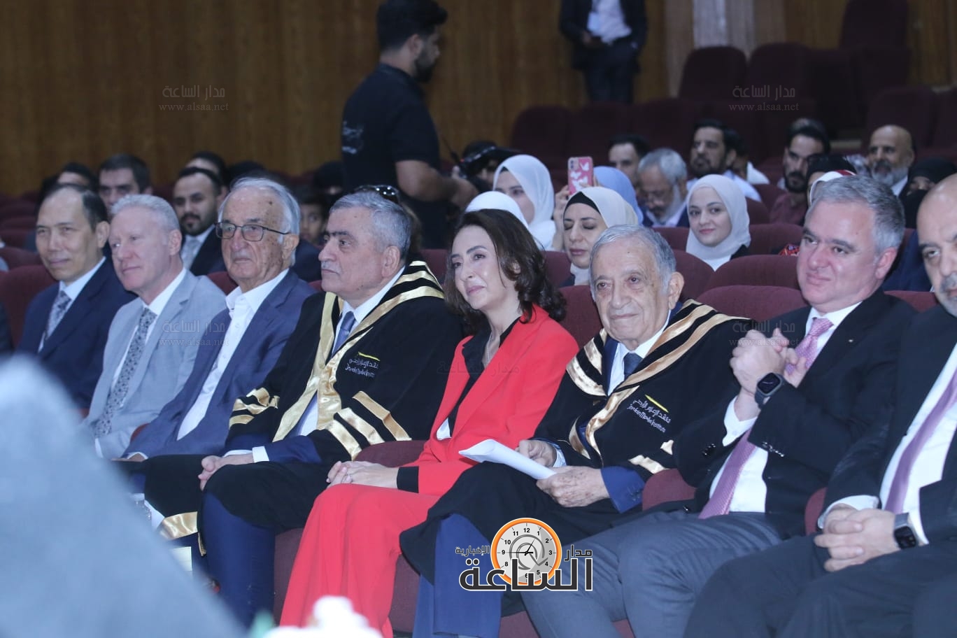 Madar Al-Saa Images 0.6680904380593315