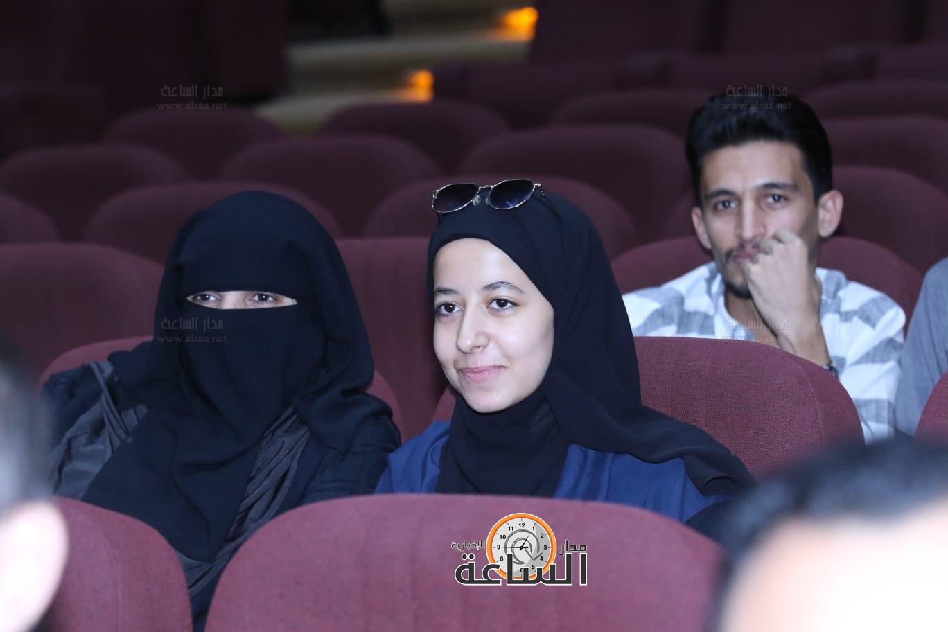 Madar Al-Saa Images 0.03729459063572227