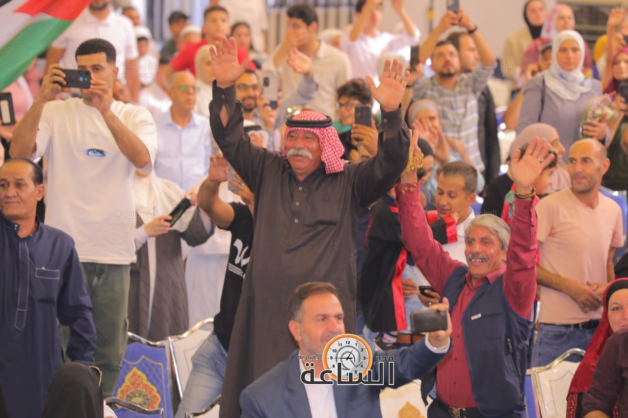 Madar Al-Saa Images 0.6972821672567184