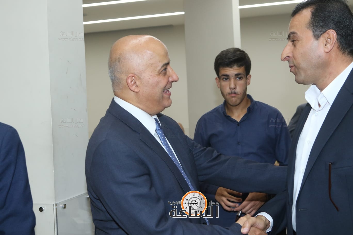 Madar Al-Saa Images 0.376966622279858