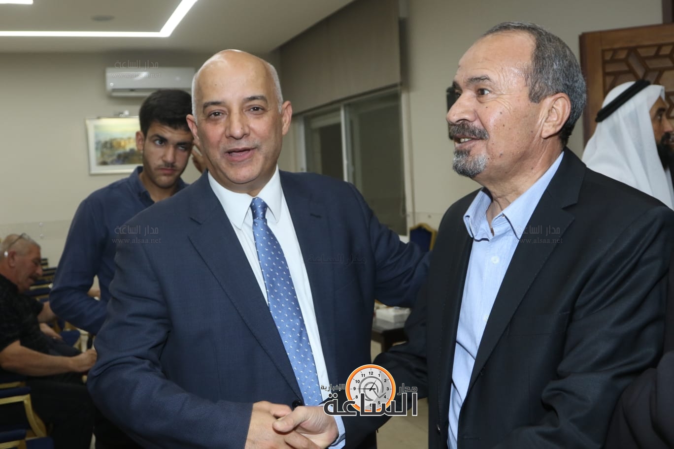 Madar Al-Saa Images 0.9206883585479395