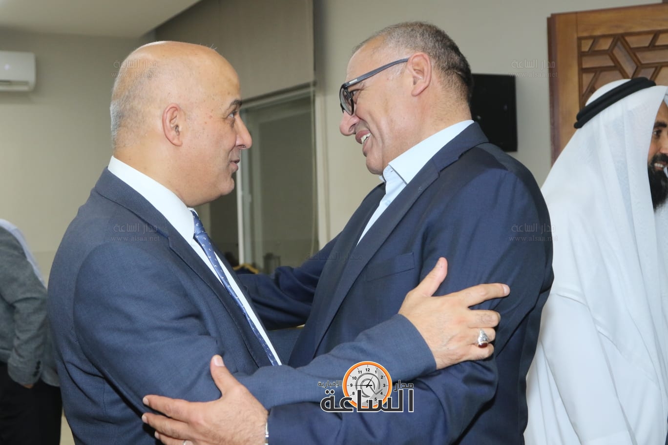 Madar Al-Saa Images 0.9094053752093574