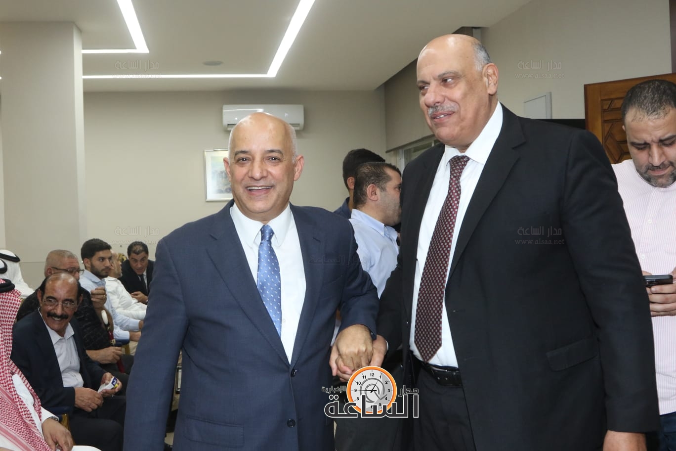 Madar Al-Saa Images 0.946359580434772