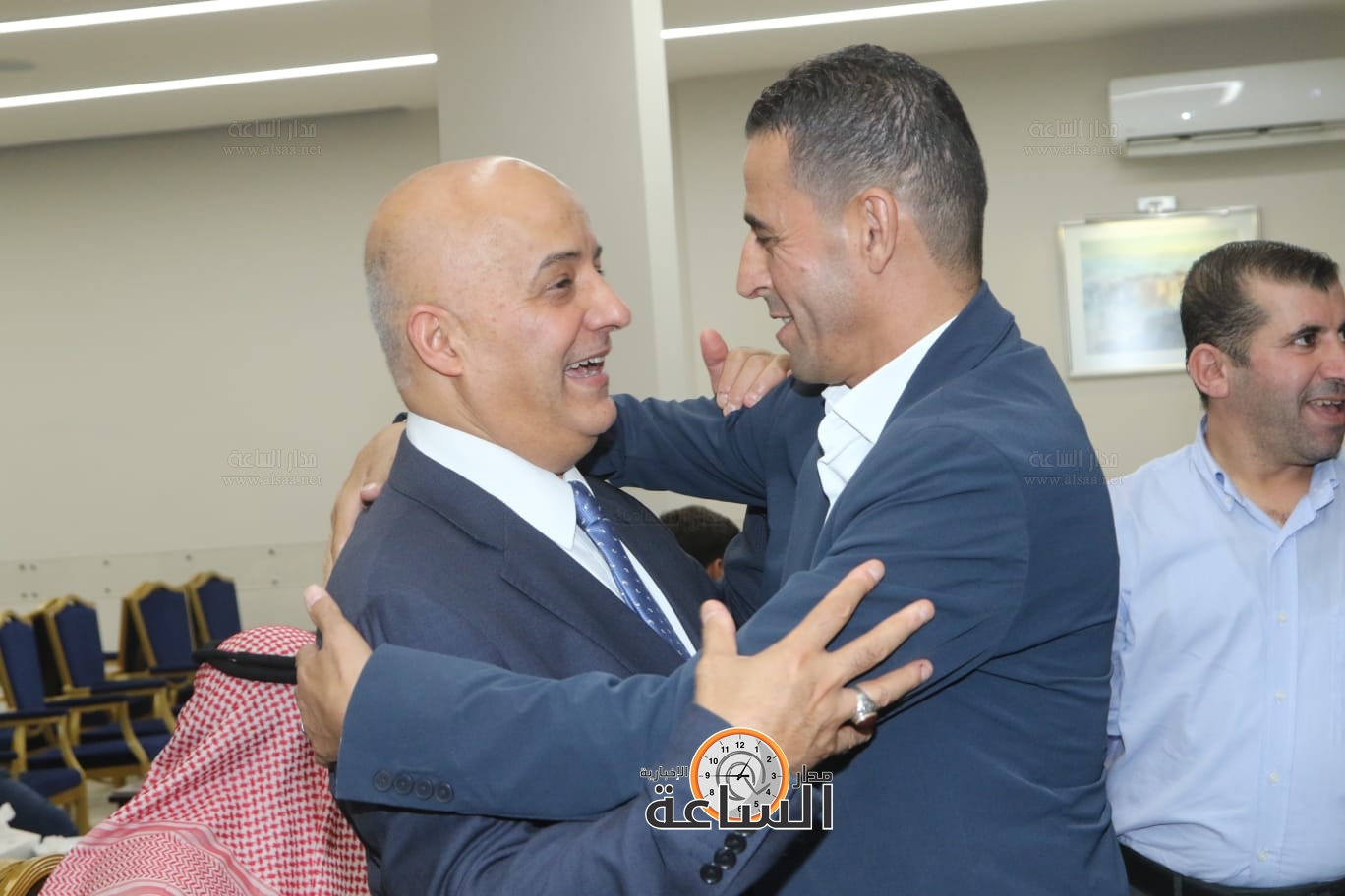 Madar Al-Saa Images 0.04562747272113343