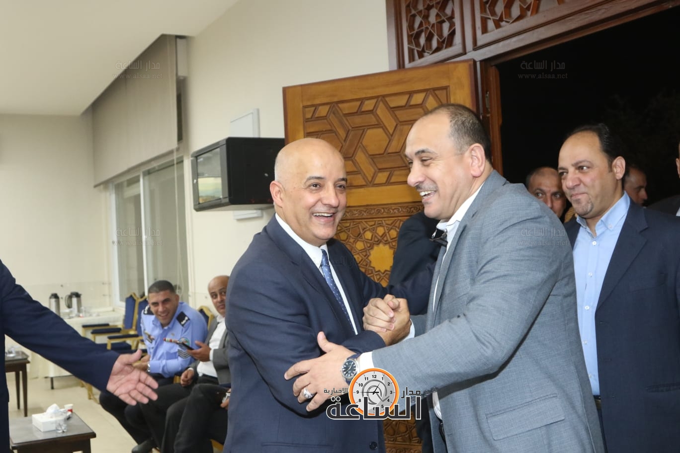 Madar Al-Saa Images 0.03300949233237871