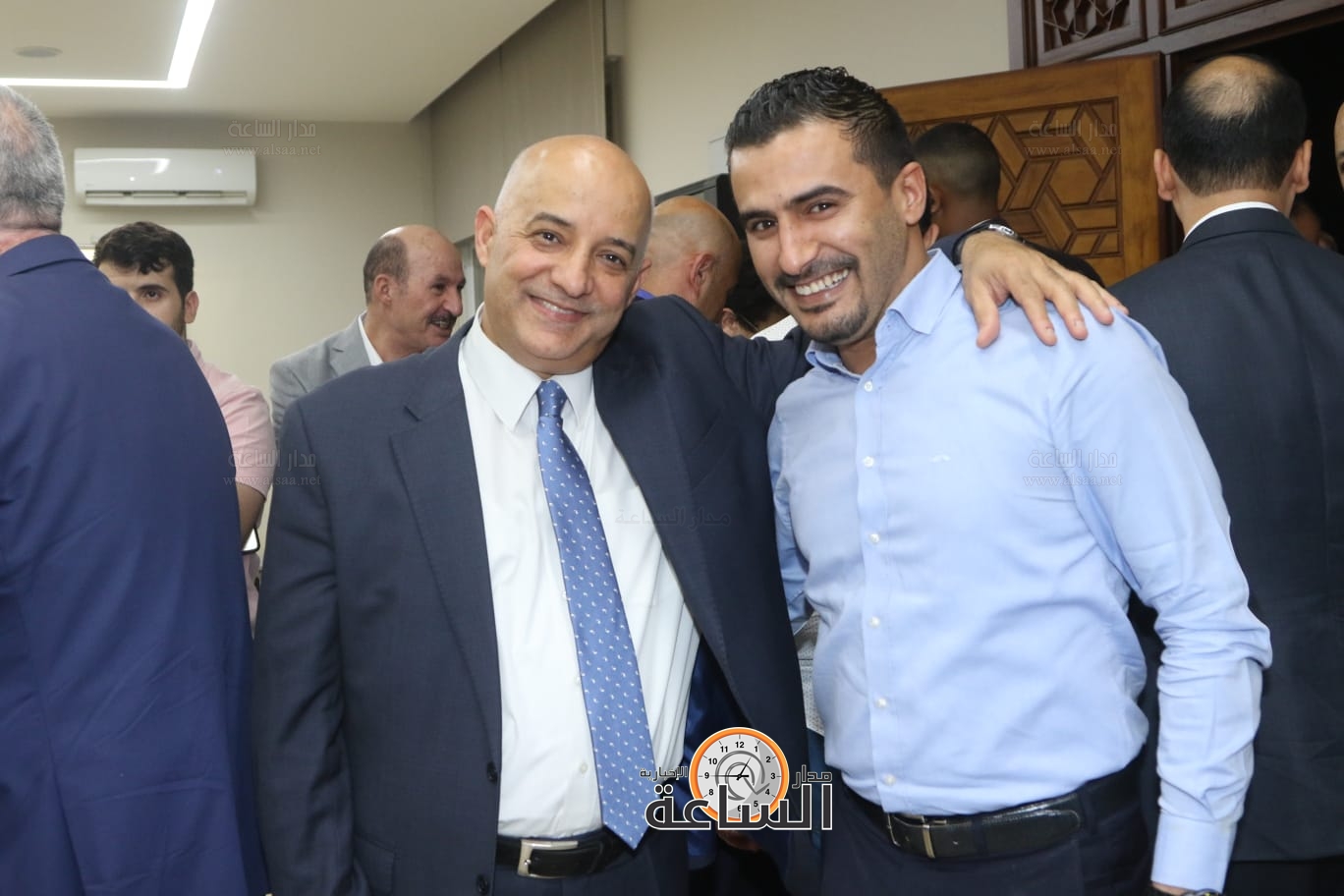 Madar Al-Saa Images 0.25429004335589167