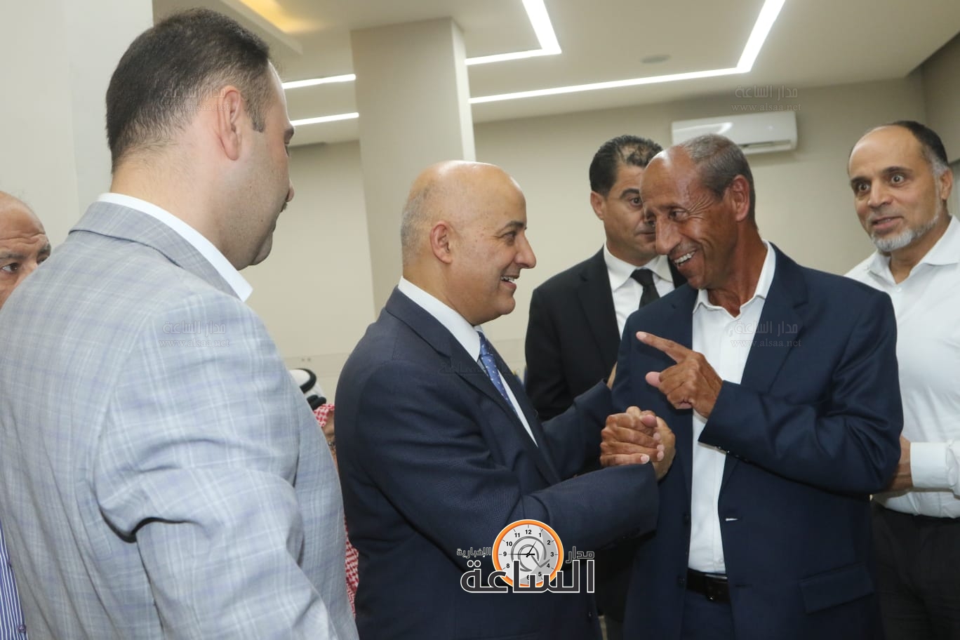 Madar Al-Saa Images 0.41912475397752846