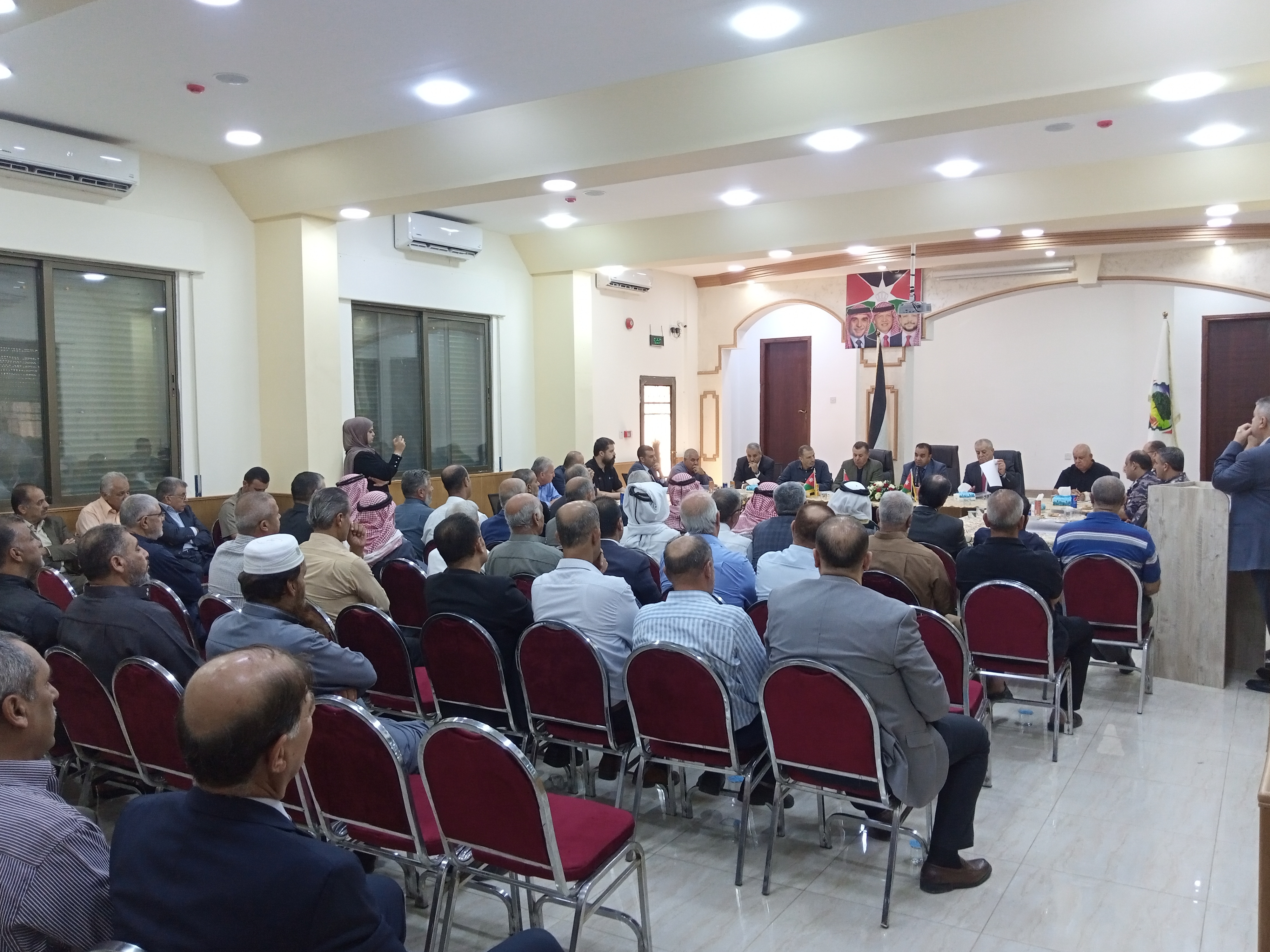 Madar Al-Saa Images 0.017158221634055226