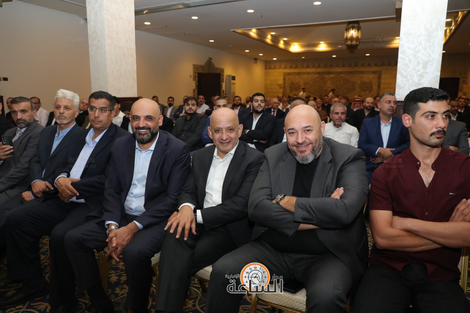 Madar Al-Saa Images 0.13417596870784965