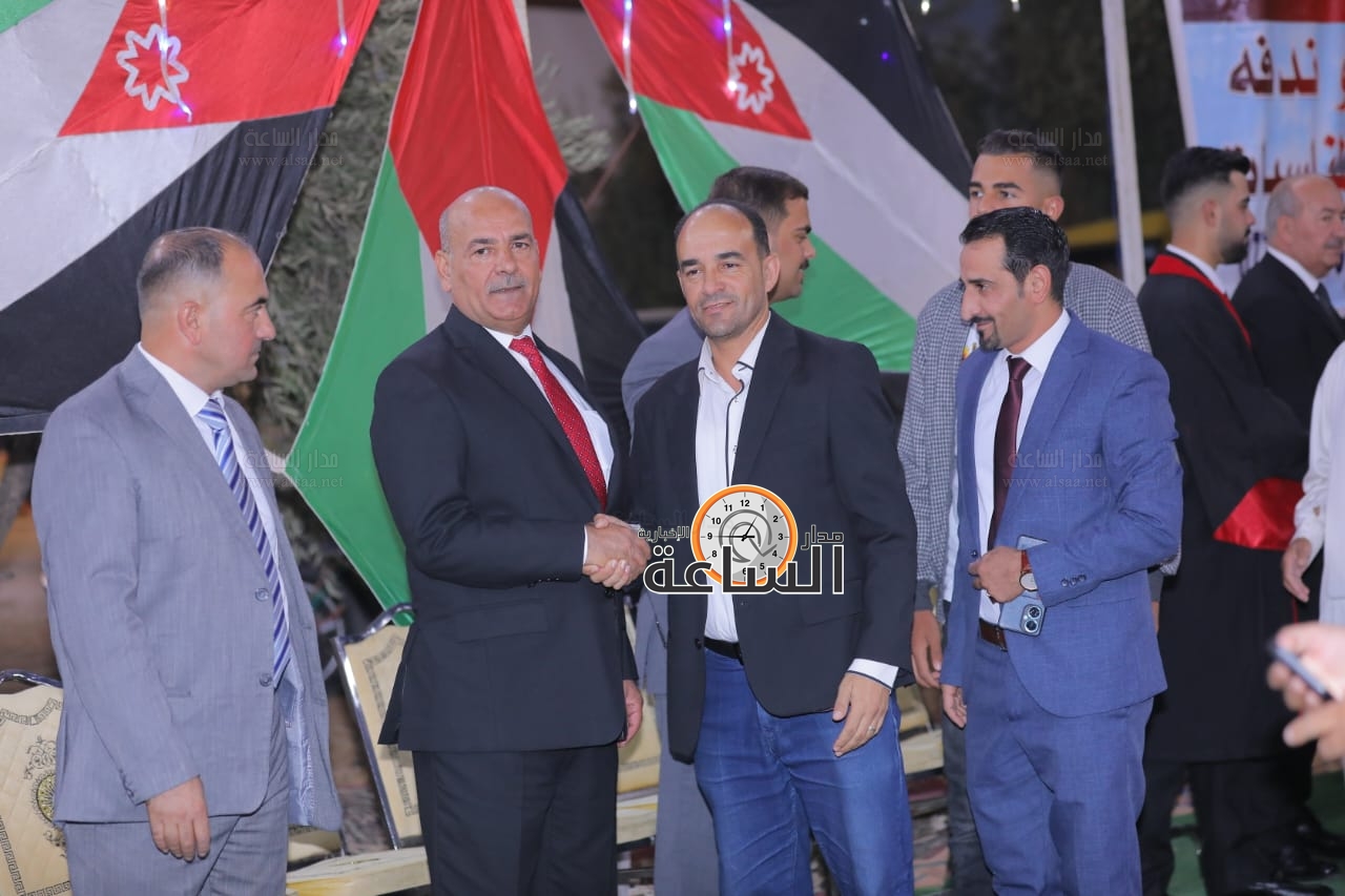 Madar Al-Saa Images 0.03157402755000416