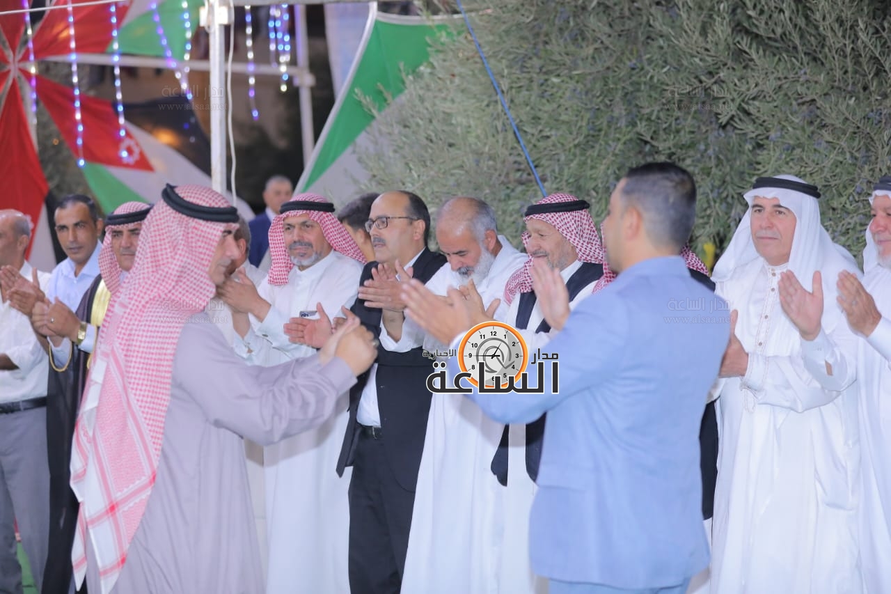 Madar Al-Saa Images 0.9014594063670028