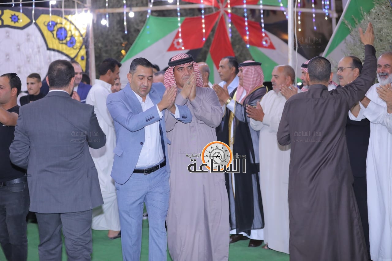 Madar Al-Saa Images 0.18090251929054035