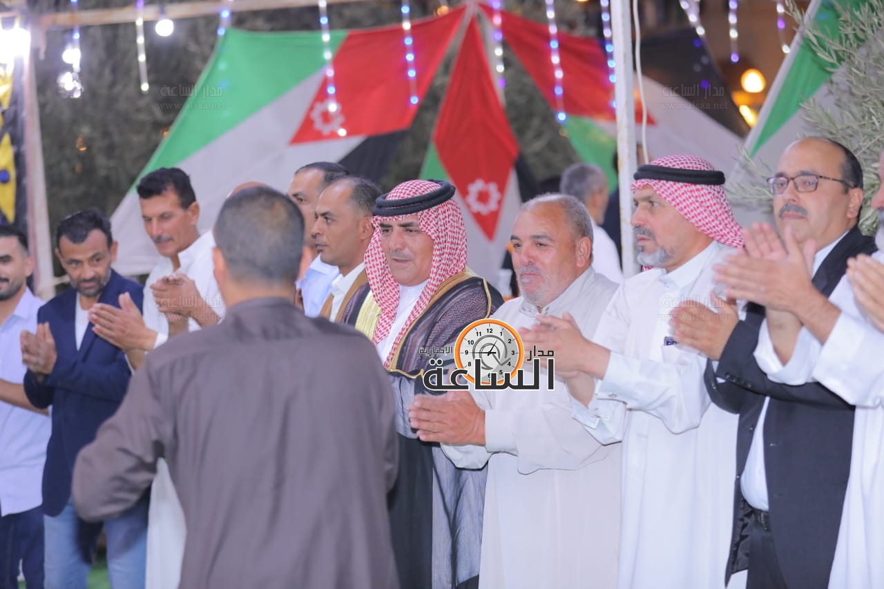 Madar Al-Saa Images 0.8069007831374538