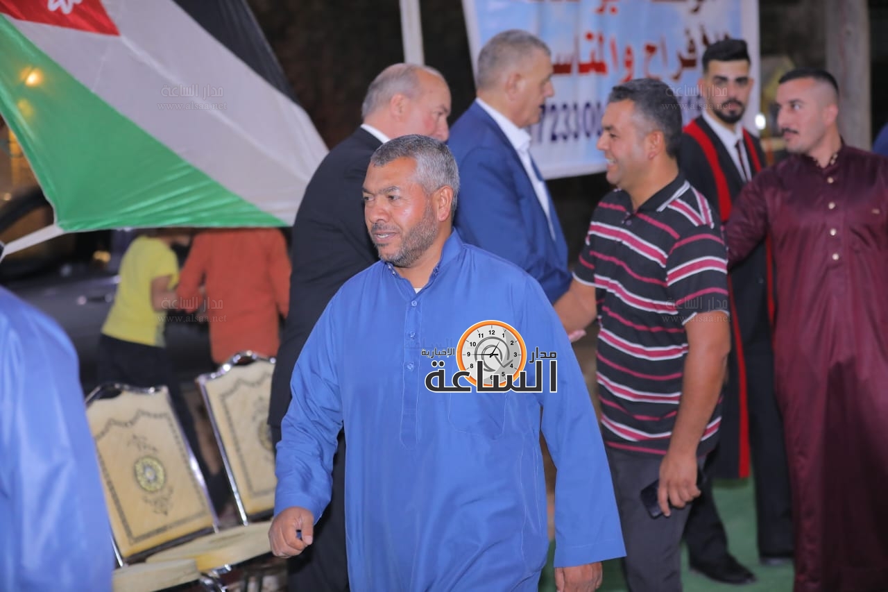 Madar Al-Saa Images 0.48012195637585287