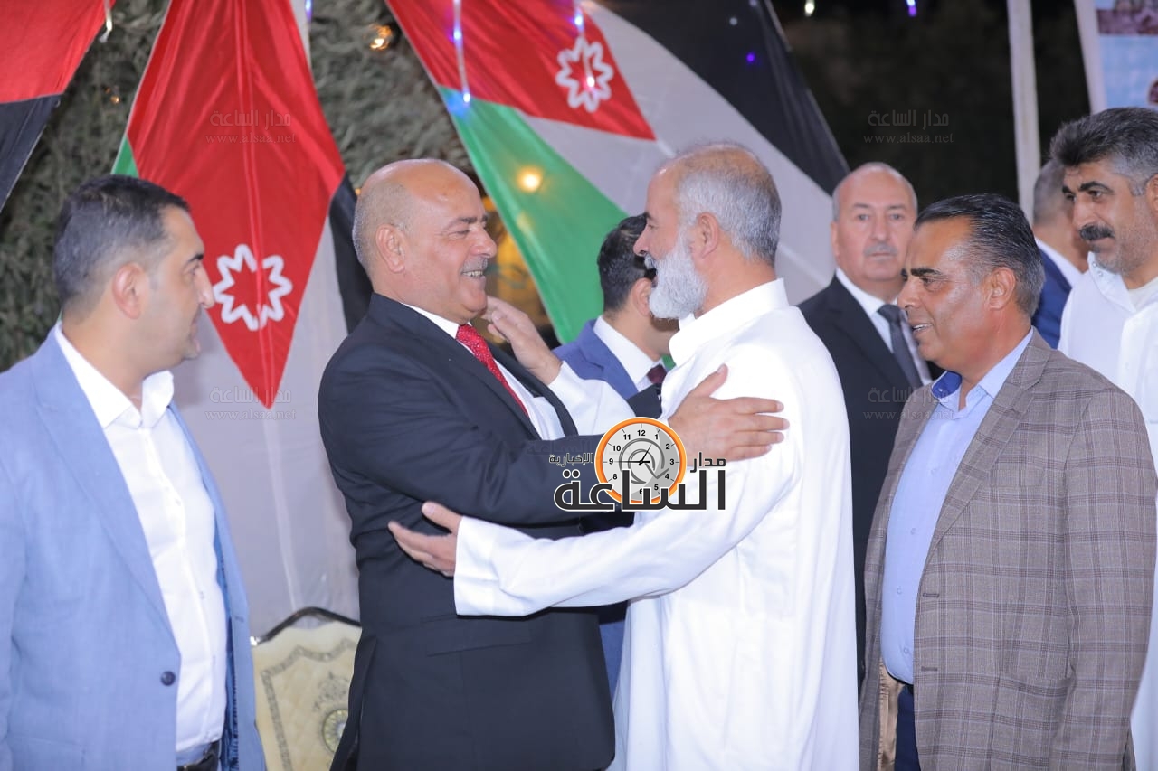 Madar Al-Saa Images 0.3990072877591099