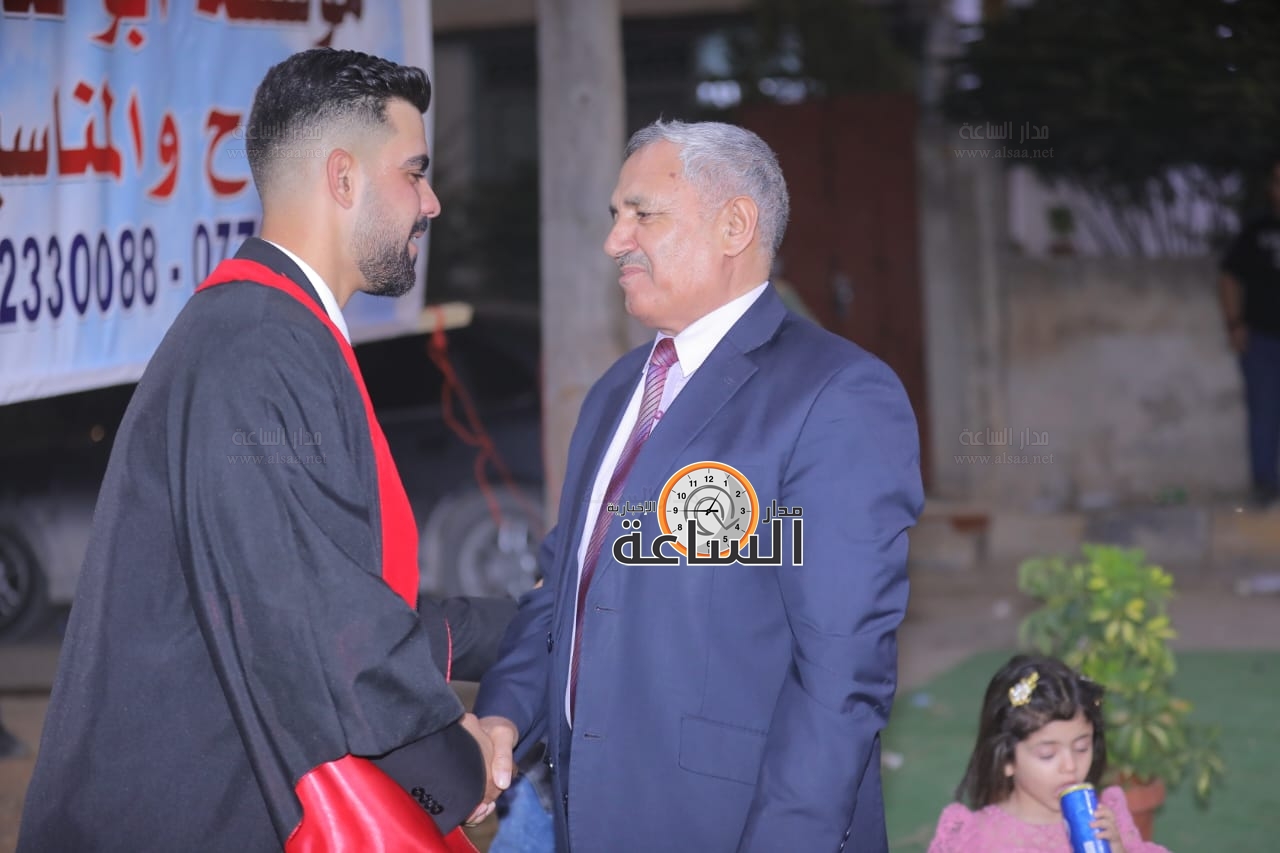 Madar Al-Saa Images 0.43868418189158676