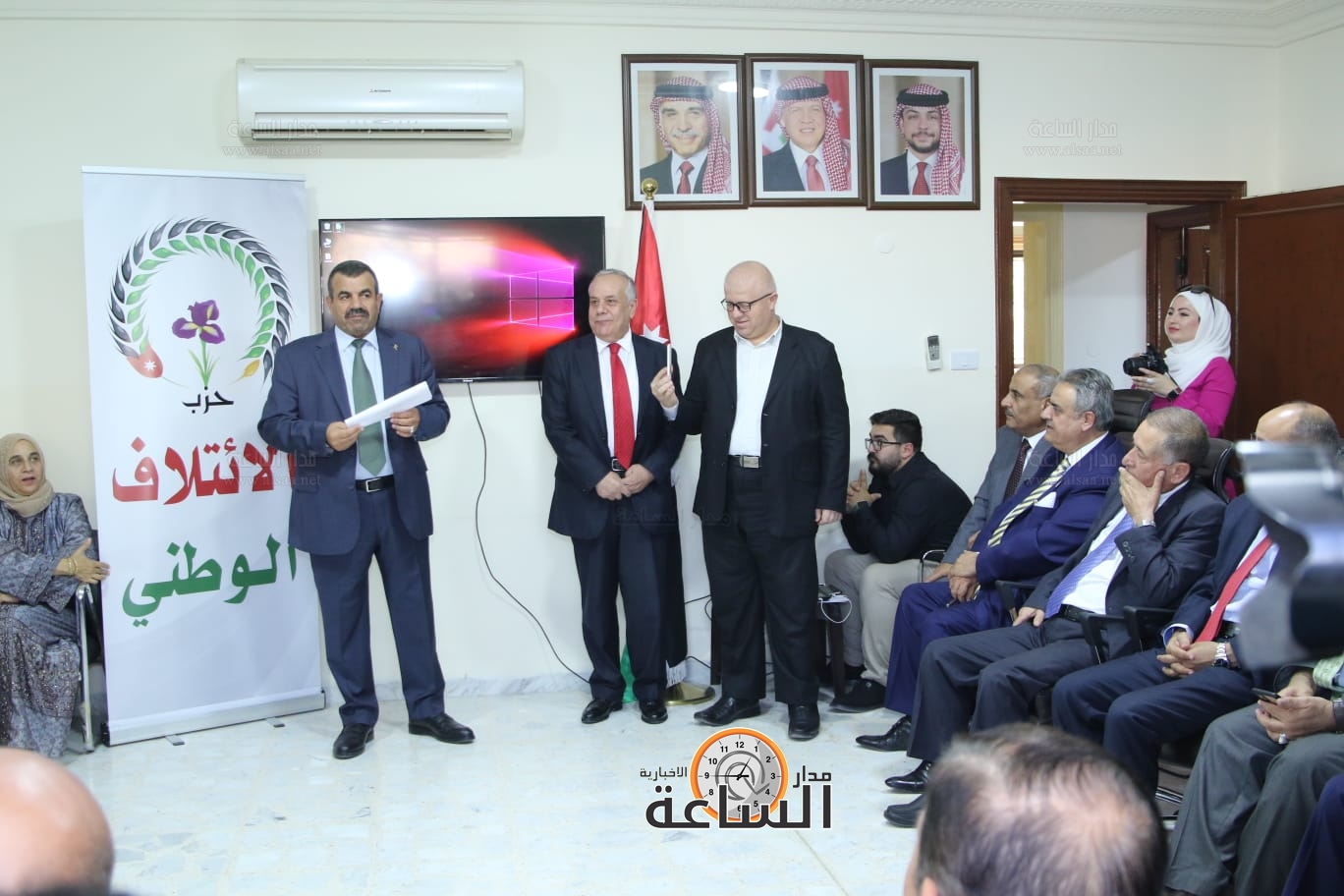 Madar Al-Saa Images 0.9357049101229529